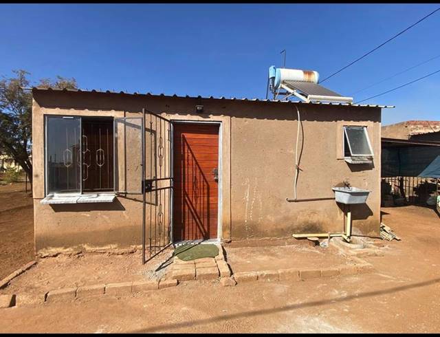 2 BEDROOM HOUSE FOR SALE IN GA-RANKUWA ZONE 1